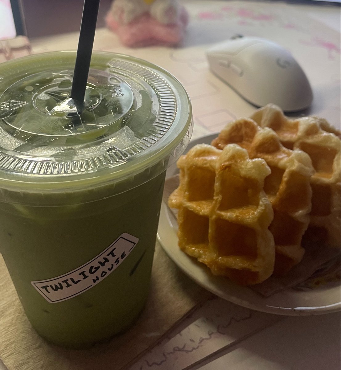 blairtuajing's tweet photo. have a good day na🍵🍃 https://t.co/gR7SbfStPc