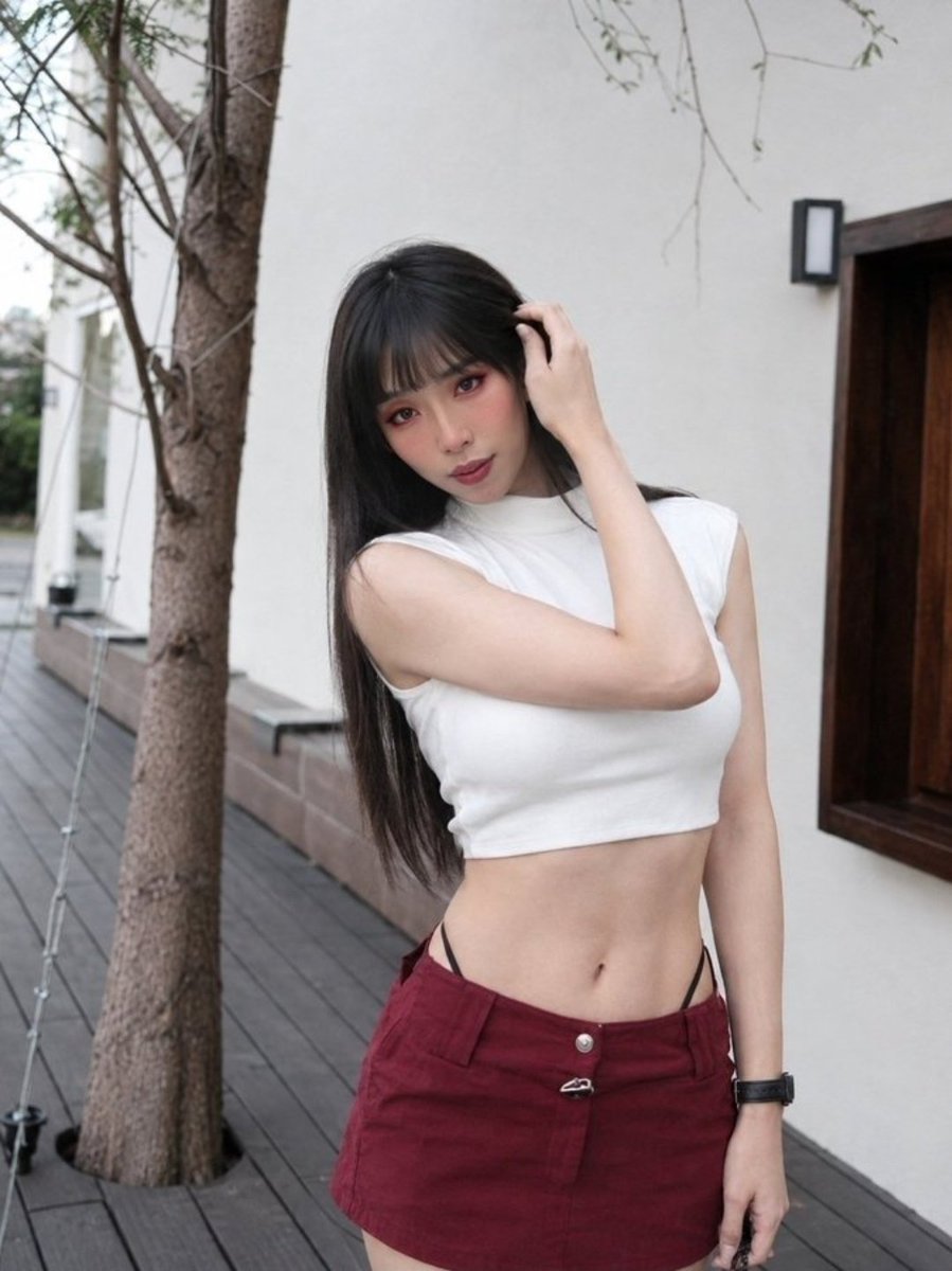 joannaandmoka's tweet photo. 聽說夏天快結束了嗎？
好像其實蠻高興的 🤣🤣
#偽娘 #男娘 #三性 #sissy #日常穿搭 https://t.co/WKwHR4WQYE