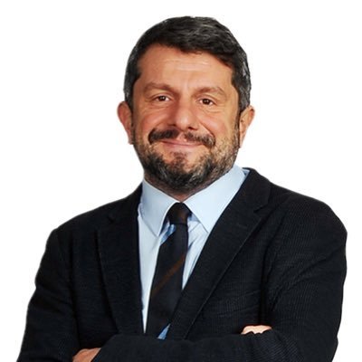 gazetesosyalizm's tweet photo. #SONDAKİKA 

Can Atalay açlık grevine başladı.

#canatalayözgürlük https://t.co/I7kuDFgpAb