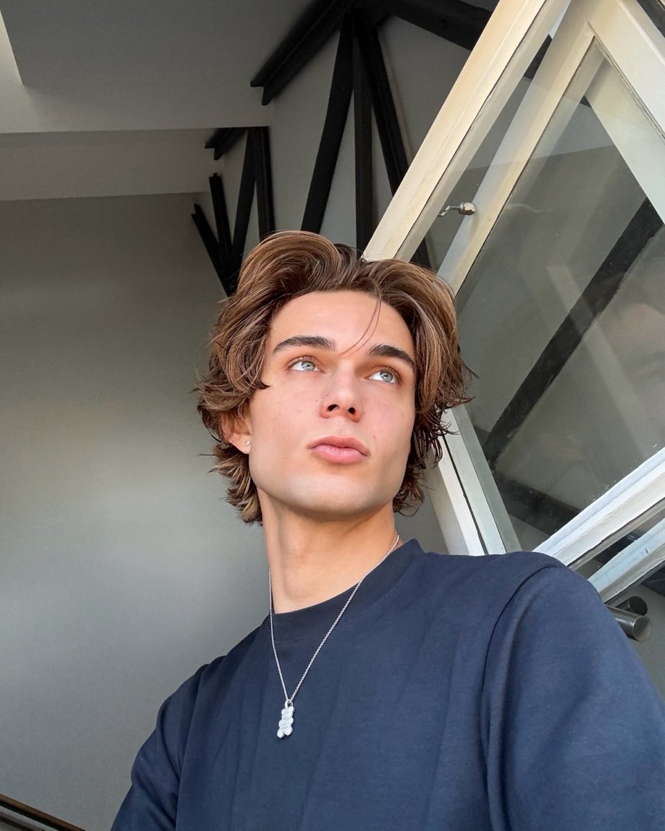 nilskuepics's tweet photo. 261001 nilskue instagram update
🔗 https://t.co/LwMEVl98Y8
#nils #nilskue #NilsKuesel https://t.co/SQKj63j1qI