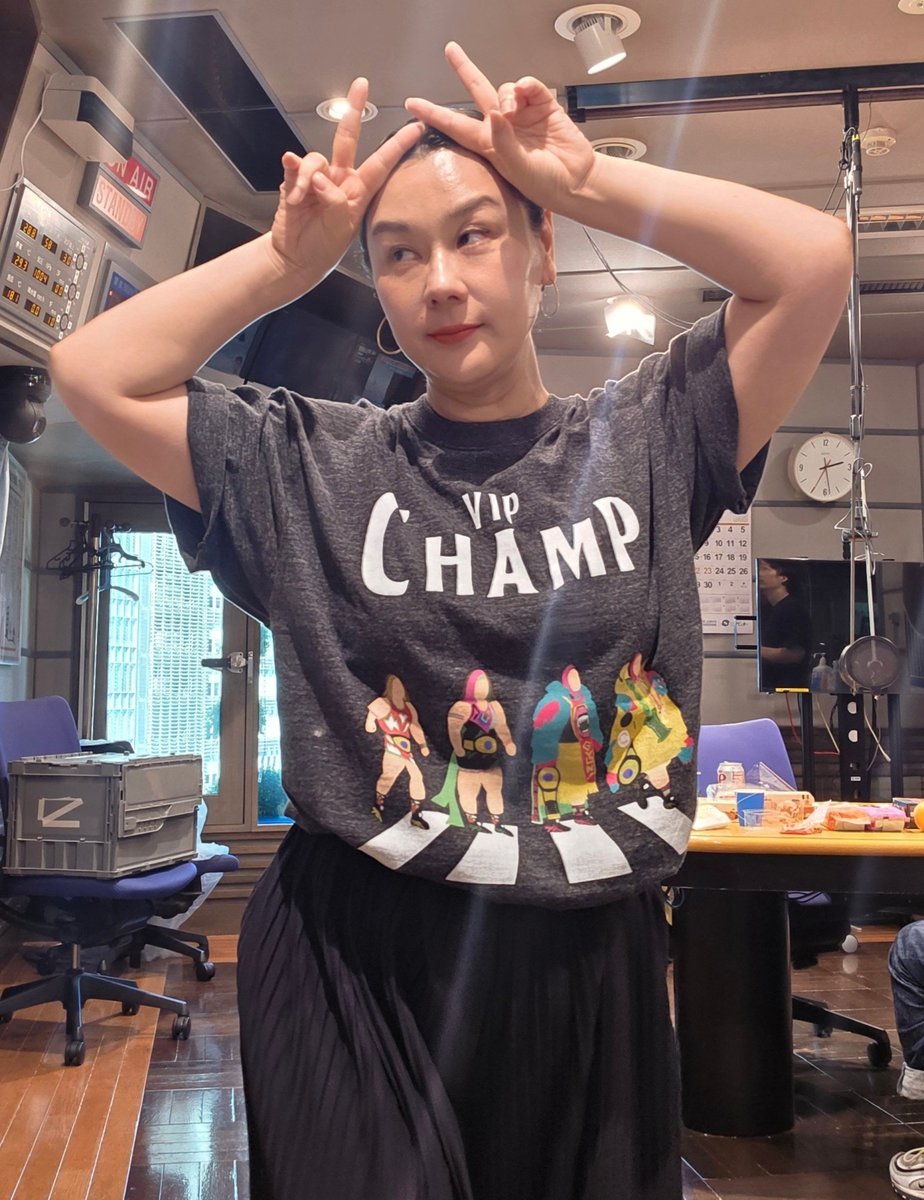 janesu112's tweet photo. 昨日は橋本さんのTシャツを買いました！今夜はじゃじゃ馬トーナメントです！ https://t.co/adbwqevUi5