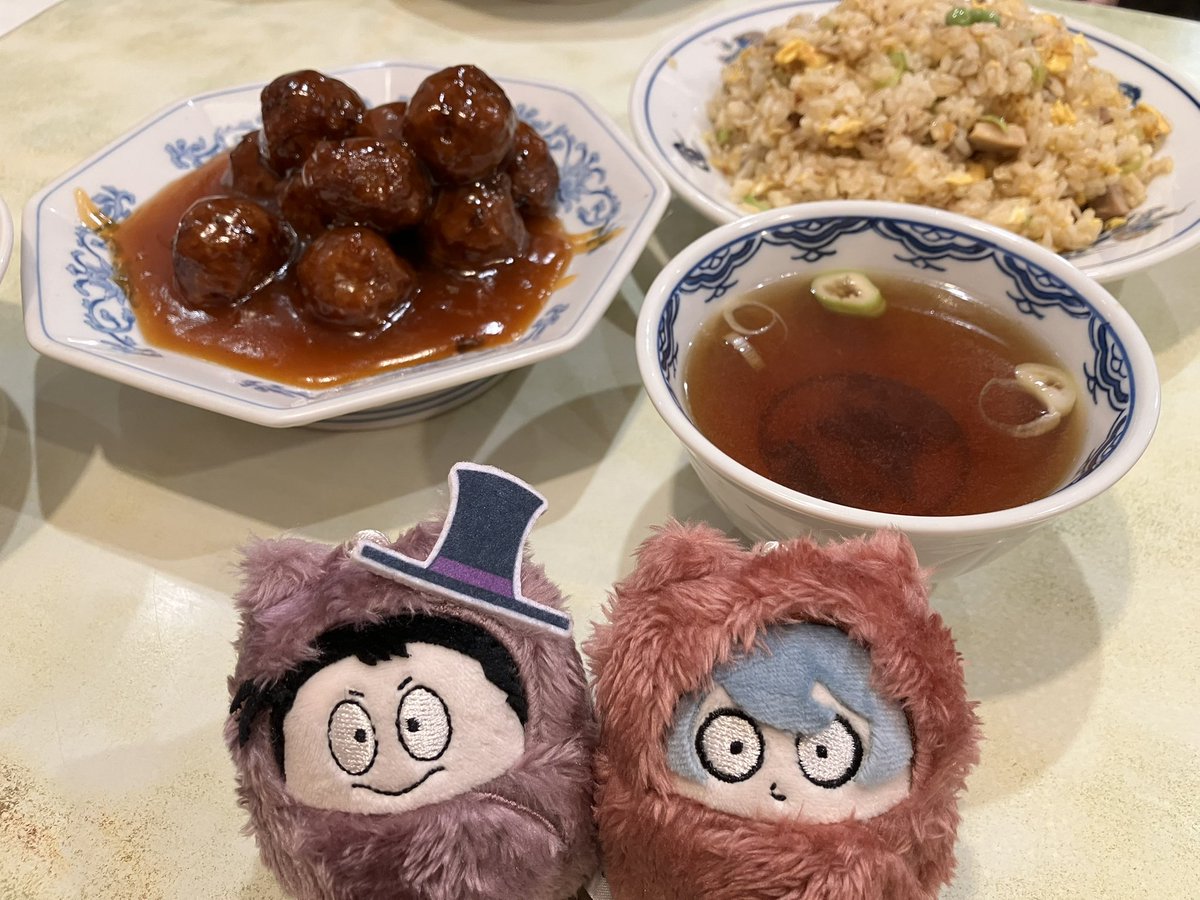 bit_of_'s tweet photo. 八幡 @chukahachiman さんの
料理教室にお邪魔してきたのでファンアート描いてみました🍜

さすが料理店の火力には敵わないけど、
自宅のコンロでも再現できそうな肉団子の作り方を教われて嬉しかったです！🙌
なんだか小学時代の社会見学を思い出して懐かしい気持ちに。
地域のふれあい、大事だなぁ😚 https://t.co/VTug9Y5u0D