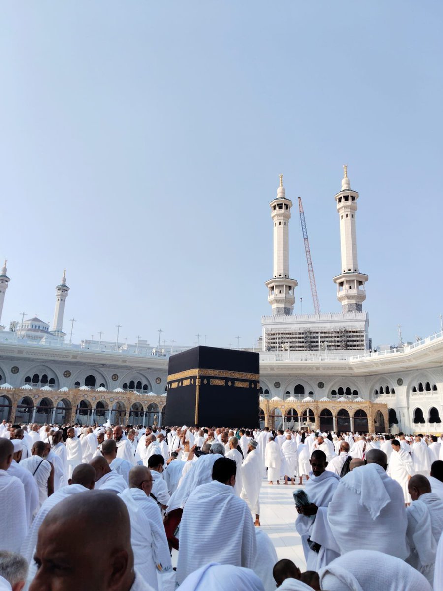 AYESHA_KHR_2's tweet photo. اللہ تعالی ہم سب کو مکّہ مکرمہ مدینہ منورہ کی با ادب حاضری نصیب فرمائے آمین یا رب العالمین 🥹🤲🏻
آج کا منظر الحمدللہ 🫀 https://t.co/FIhEQ6P7Dj