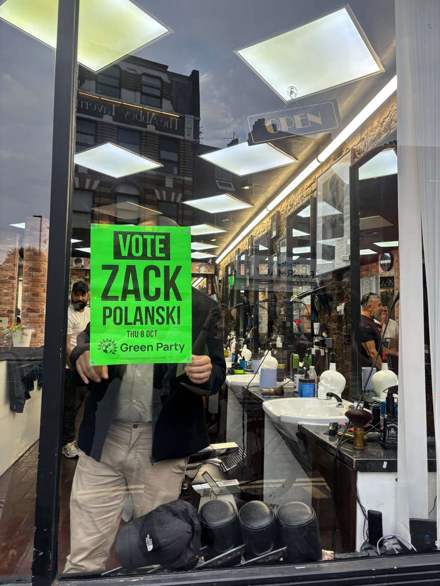 ZackPolanski's tweet photo. Great afternoon in Kentish Town!

One week today we can make history in Holborn &amp; St Pancras - voting for rent controls, water nationalisation and action to tackle the climate crisis.

We can only do it with your help!

Join here:

https://t.co/rl6k2v62lr https://t.co/u1AZ8bATmO