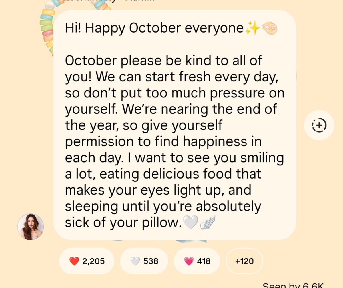 Mae26_h's tweet photo. Happy first day of October 🥰🤍✨

#SmileyofCharlotte
SMILEY BESIDE CHARLOTTE01
#ชาล็อตออสติน #CharlotteAustin 
@itscharlotty https://t.co/ikKrCdZ4O8