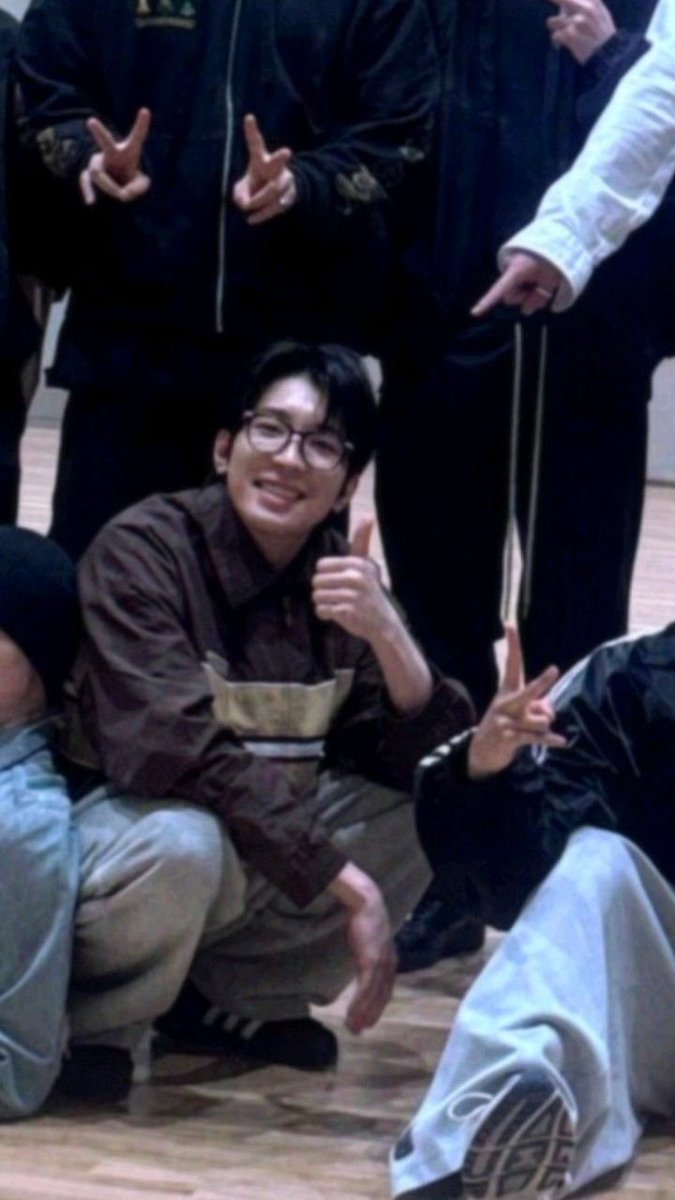 wonwooile's tweet photo. ⚯ https://t.co/8BqHQU9GFx