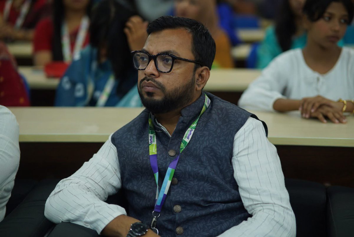 bdnewspoint24's tweet photo. A memorable start to JMC Media Buzz! 

The event was officially inaugurated in the presence of our Honorable Chancellor, Dean Mam, and Head of the Department of JMC. A wonderful beginning to two days of learning, creativity, and media engagement.
@MoJoJamil #jmconlinemojo #diu https://t.co/dmCTTvTiFH