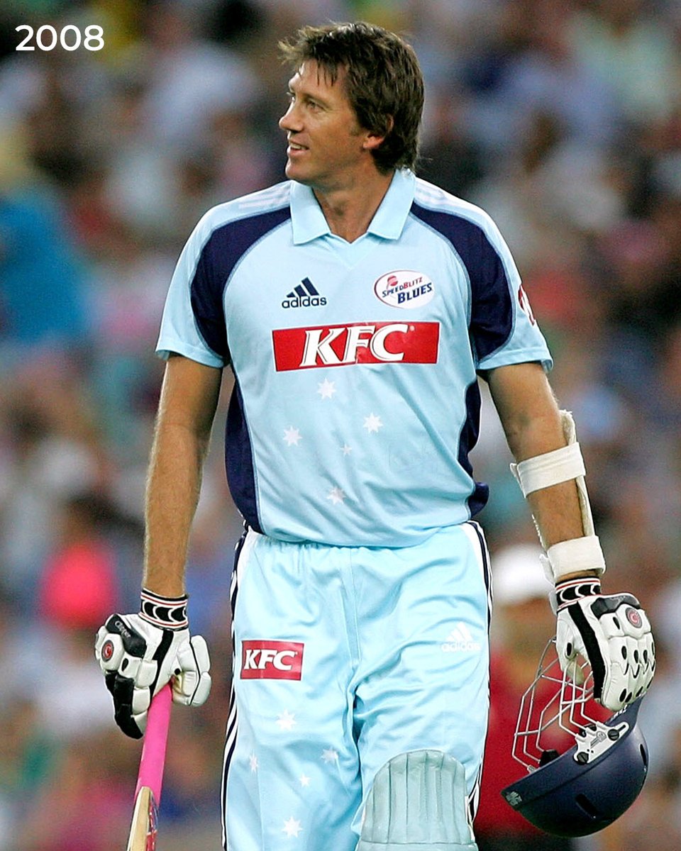 cricketcomau's tweet photo. Light and dark blues seemed to be the preferred combination #KitWeek https://t.co/ysy8q4Cfxe
