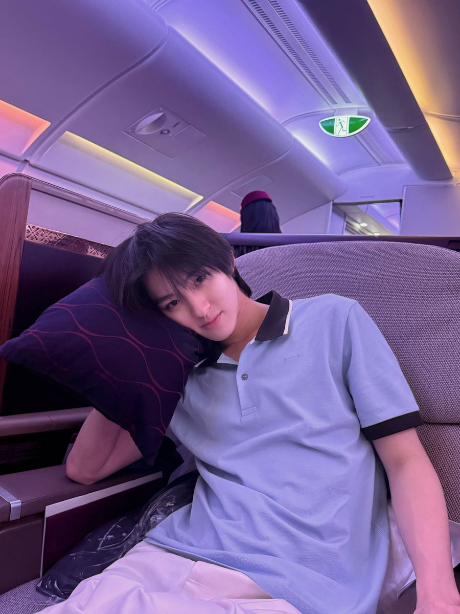 ForThomaskongTH's tweet photo. 📸 IG Update (01.10.26)
: kongjiro 

Chapter : Back Home  

THOMAS KONG MFW SS27
#MARNIxTHOMASKONG 
ꔛ https://t.co/Qnj6YsRLHn 

#tthomastc #kongjiro ; #thomaskong 
#Marni #MarniSS27 #MarniTH https://t.co/k5as0pKXjr