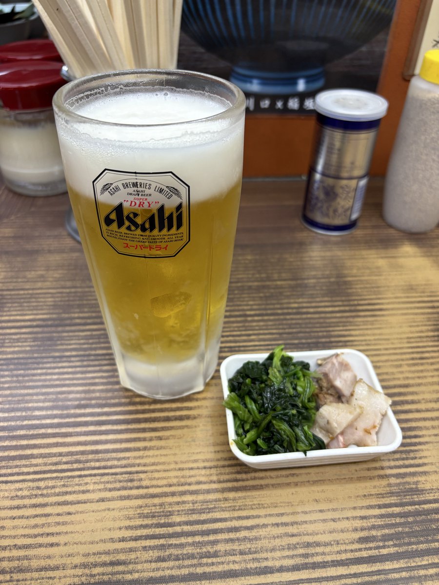 ottsu_ramen's tweet photo. 武蔵家川口さん

らーめん並（柔らかめ）🍜
ネギチャ✨ライス中🍚生ビール🍺

今夜はこちらへ！
いつにも増して濃厚なバチバチスープに柔めの麺が相性抜群でめっちゃおいしい😍
ネギチャがうまーい✨
〆はいつもの旨辛🍜&amp;セルフ旨辛ネギチャ丼で優勝です🏆

ご馳走様でした😋 https://t.co/J8f4fyauwH
