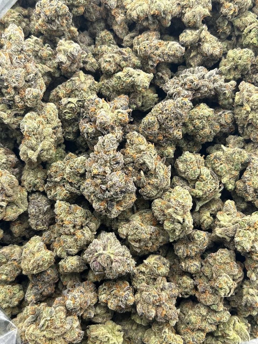 Darius_buds420's tweet photo. CHEETAH PISS 🐆 

1 UNIT ➡️ $800ea

☎️ Order on https://t.co/hInMyNg33V

Whatsapp +1 (518)932-6815
#zaza #plug #weed #weedstore #drugstm #canna #drug https://t.co/Ck1fVQCcuI