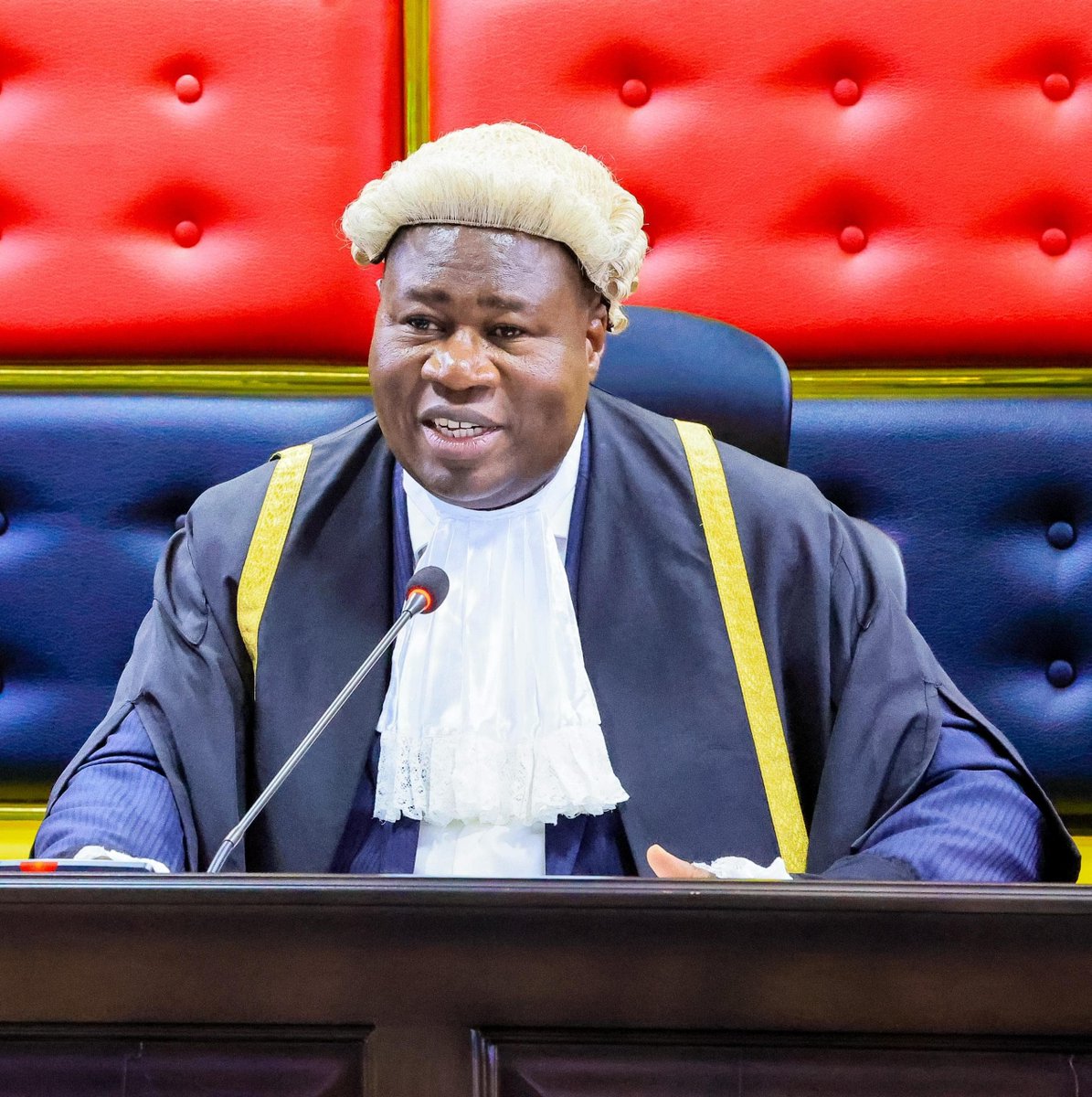 pwatchug's tweet photo. 🇺🇬 “No, I have one which, you rightly, it has expired.”

Rt. Hon. Jacob Marksons Oboth said his driving licence had expired and explained that he had not found time to visit the licensing offices to renew it.

He granted permission for a two-week driving-licence service at Parliament after Fred Byamukama requested space in its parking area.

Photo by Parliament