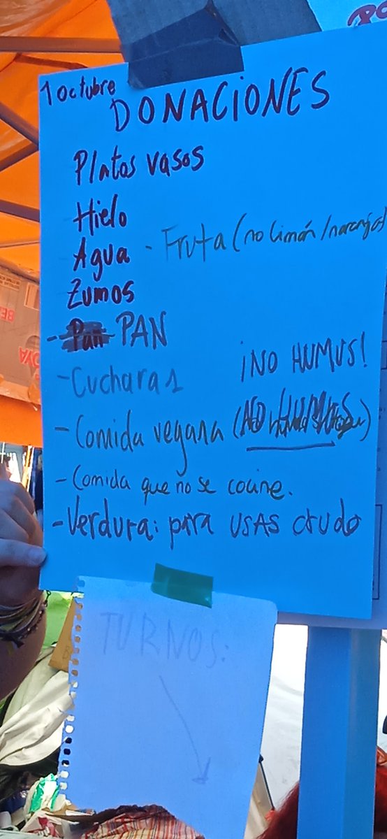 pancartera's tweet photo. Información de utilidad #AcampadaSol https://t.co/sE21QjqWDH