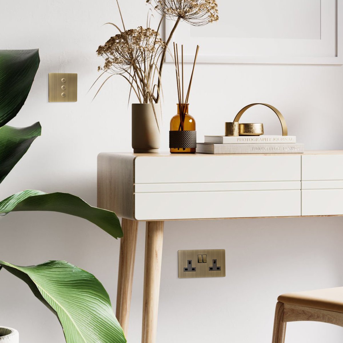 FocusSB's tweet photo. Crafted by Focus SB in the UK, the exclusive @Lutron  Signature Metal Collection offers 6 meticulously machined Lutron signature finishes to seamlessly match Lutron wall controls. Order via our approved distributors. @MadeinBritainGB #MIBHour #InteriorDesign #Lutron #Design https://t.co/0mp1nRVln6