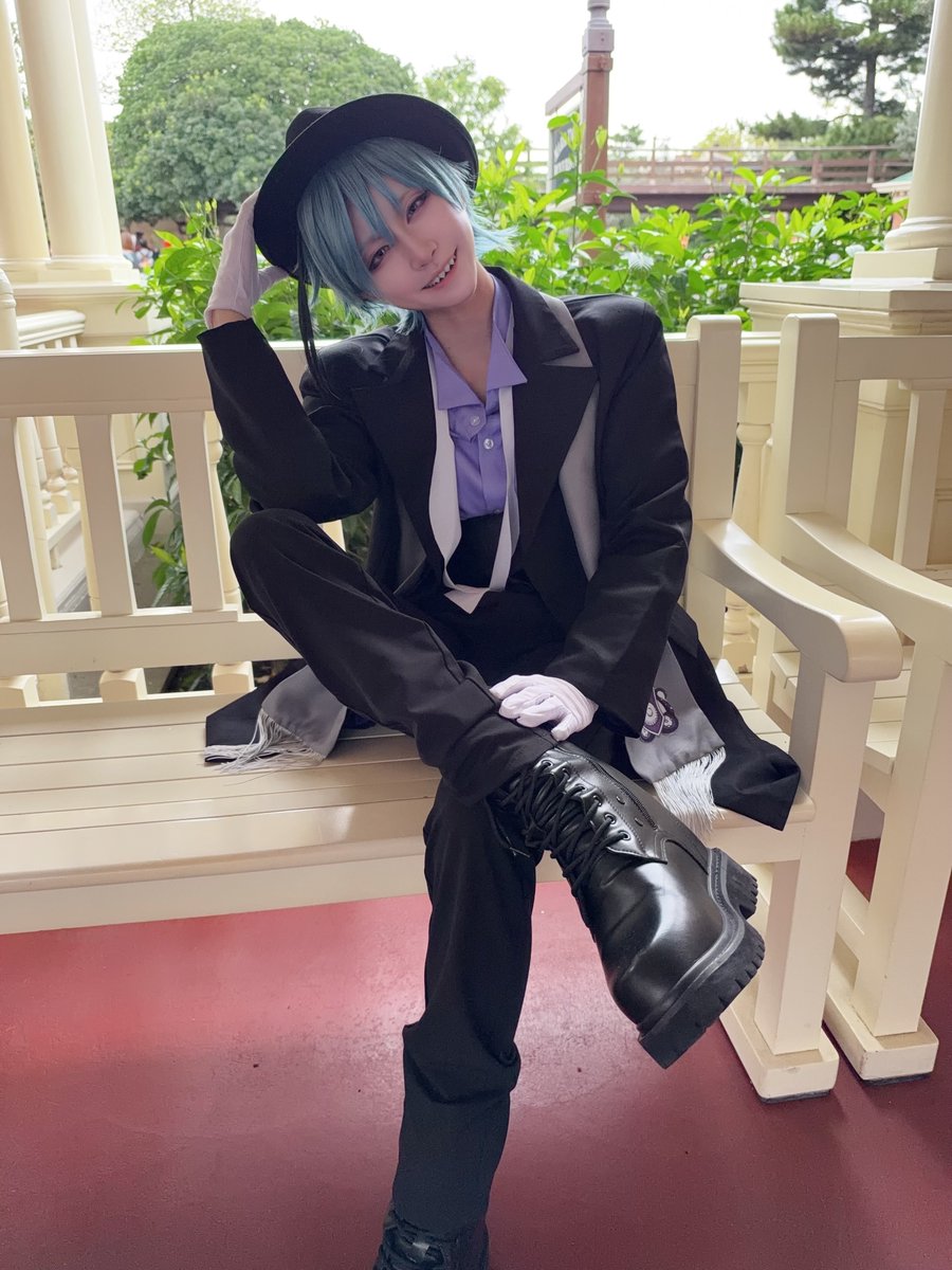 kiwi_d's tweet photo. マークトゥエイン号待ち🦈

📸＠Ebibinn_9
#Dハロ仮装2026
#ツイステ仮装 https://t.co/jfaK0rssQi