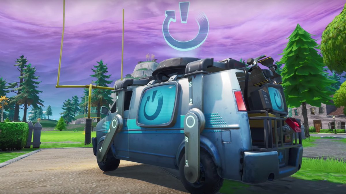 JuanFcoMorales's tweet photo. DRIVABLE REBOOT VANS HAVE BEEN REMOVED! 😔 #Fortnite https://t.co/k3uOrLR55w