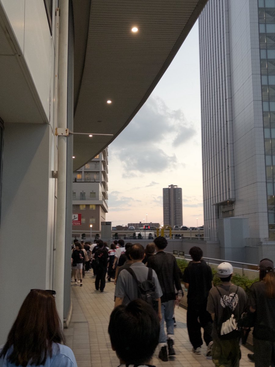 11dp17's tweet photo. September Recap 🏄🎧🍂 https://t.co/1KoAMBnej6