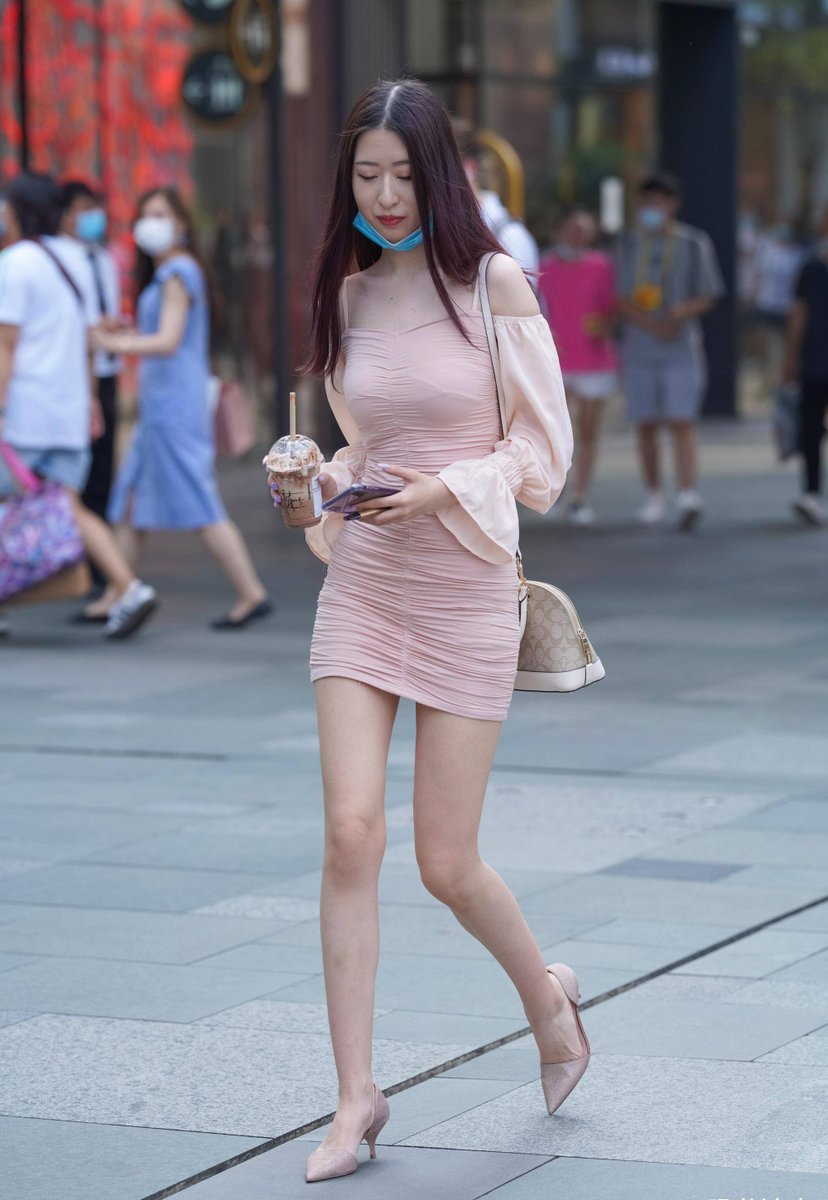 noxo19508's tweet photo. [My new outfit has a skirt, I snuggle up closely, and it fits perfectly without being baggy.] https://t.co/nLyMVsGEGg