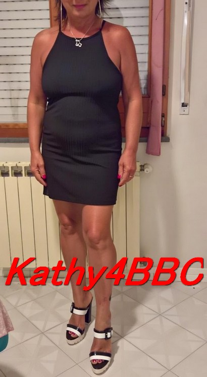 Kathy4BBC's tweet photo. #QOS #queenofspades #slutwife #milf4BBC #slut4BBC #snowbunny #officeslut #bbconly #qosnecklace #hugehoopearrings #highheeled #qostattoo #BNWO #MNWO https://t.co/lm9f7fVvWz