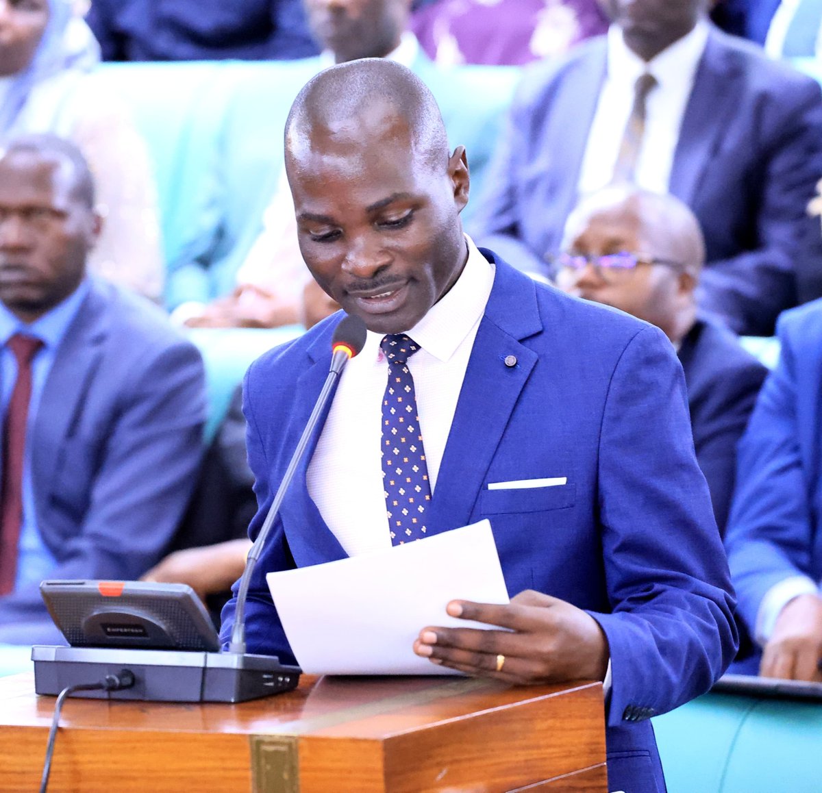 Parliament_Ug's tweet photo. Minister @HonByamukama says Government has allocated Shs326 billion out of the estimated annual requirement of Shs807 billion to take care of the maintenance of paved and unpaved roads on the current National Road Asset, which is estimated at approximately Shs26.9 trillion.

The maintenance funds shall be used to undertake
●Routine maintenance of both paved and unpaved roads
●Periodic maintenance of aging paved roads
●Bridge maintenance
●Emergency interventions following floods, landslides and other natural disasters; and
●Drainage improvement and road asset preservation measures
#PlenaryUg