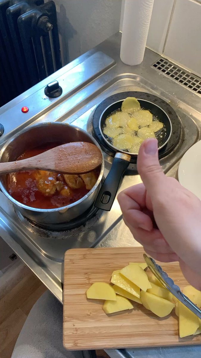 iranianreg3gb's tweet photo. Food proof https://t.co/YtwFBYLNoZ