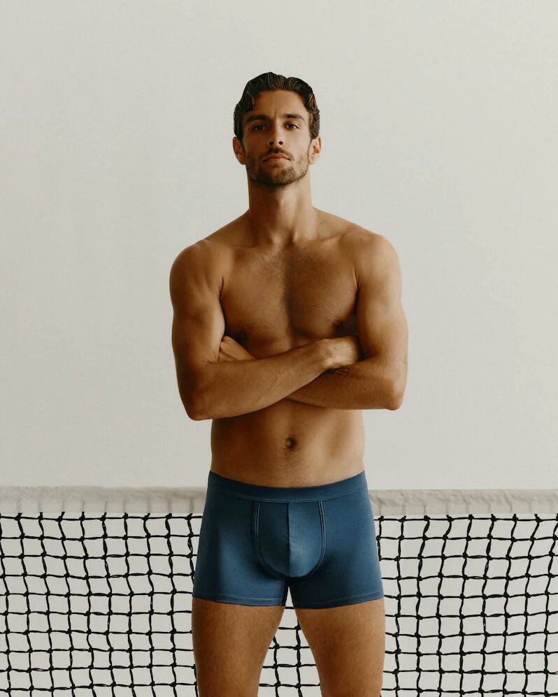 DAMAN_Magazine's tweet photo. Explore how Lorenzo Musetti Brings IUMAN Into a New Era of Performance

Read more
https://t.co/3SDwcE7mcX https://t.co/ntK4ZzcYmP