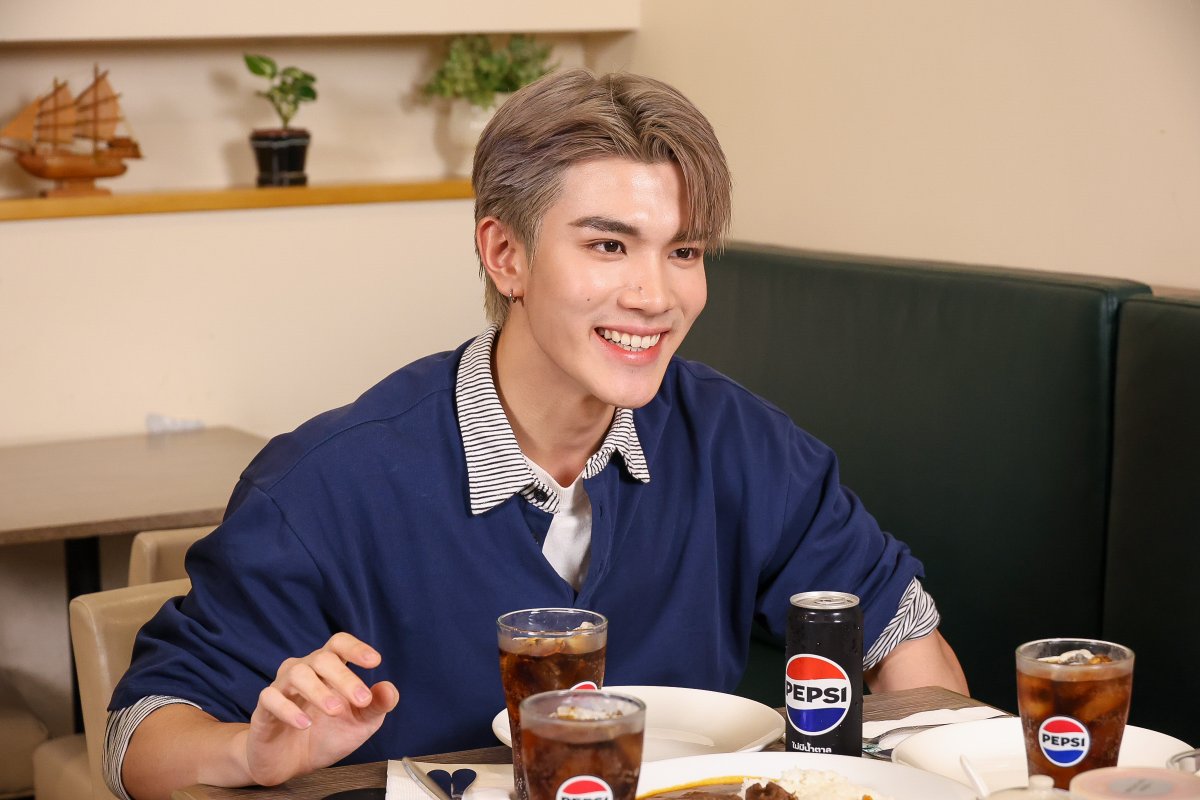 GMMTV's tweet photo. https://t.co/twTXFUDhqd