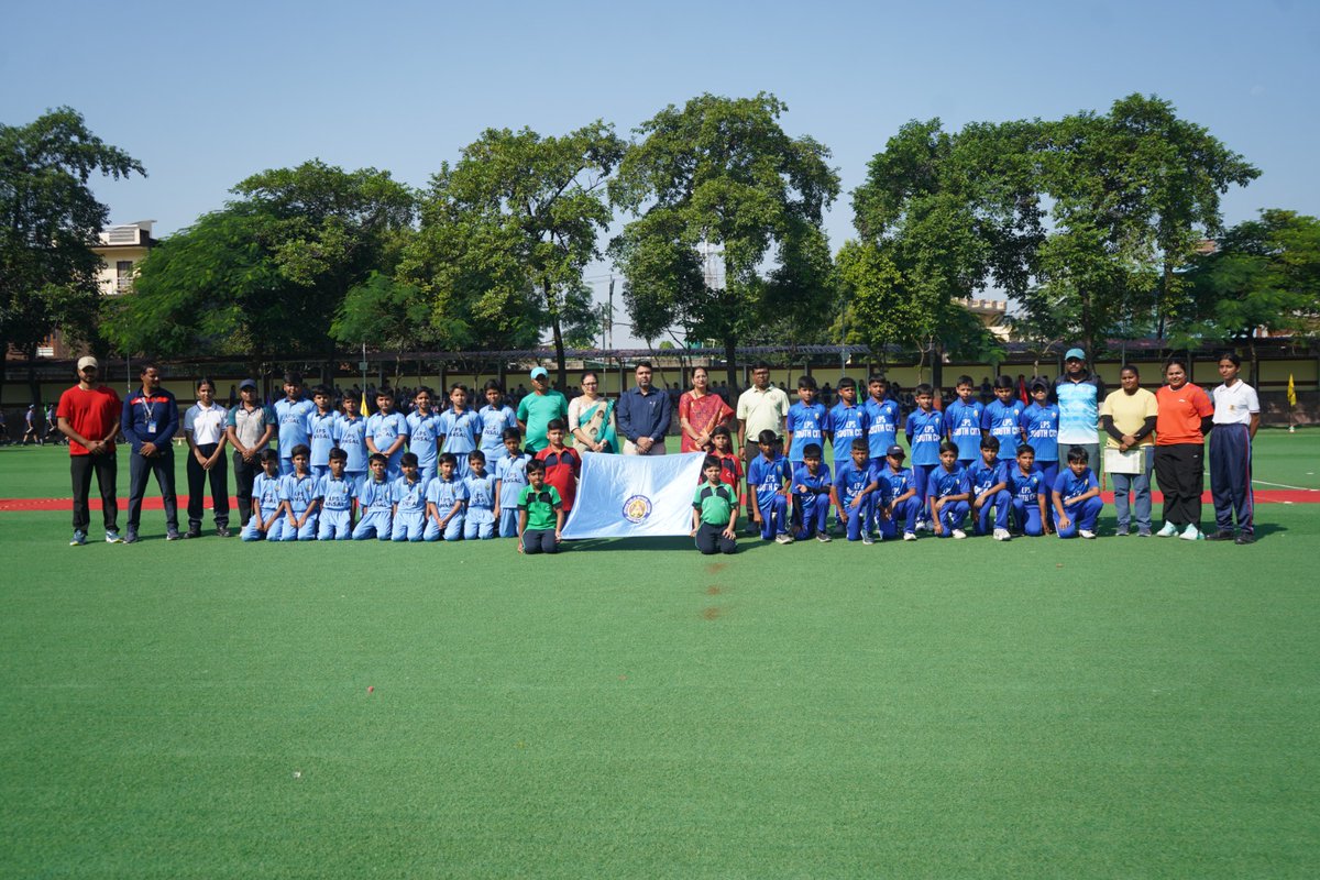 LucknowSchool's tweet photo. UNITING BRANCHES THROUGH SPORT... 

Lucknow Public School (C.P. Singh Foundation), South City hosted an exciting Inter-Branch Sports Event for Classes III–V, bringing together students from five branches.

With thrilling Cricket and Football matches, students celebrated teamwork, talent and sportsmanship.

One Spirit. One LPS Family. 

#LucknowPublicSchool #CPSinghFoundation #SportsAtLPS #InterBranchSports #YoungTalent #Teamwork #LPSFamily