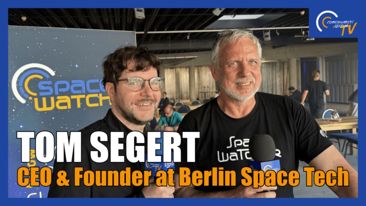 SpaceWatchGL's tweet photo. No defence contract without clearances. No clearances without a contract. Tom Segert of Berlin Space Technologies calls it a catch-22 blocking Germany's space startups. Still unsolved. #NewSpace #SpaceTech

https://t.co/kAUyPx9uAx https://t.co/FzoepyX3hL