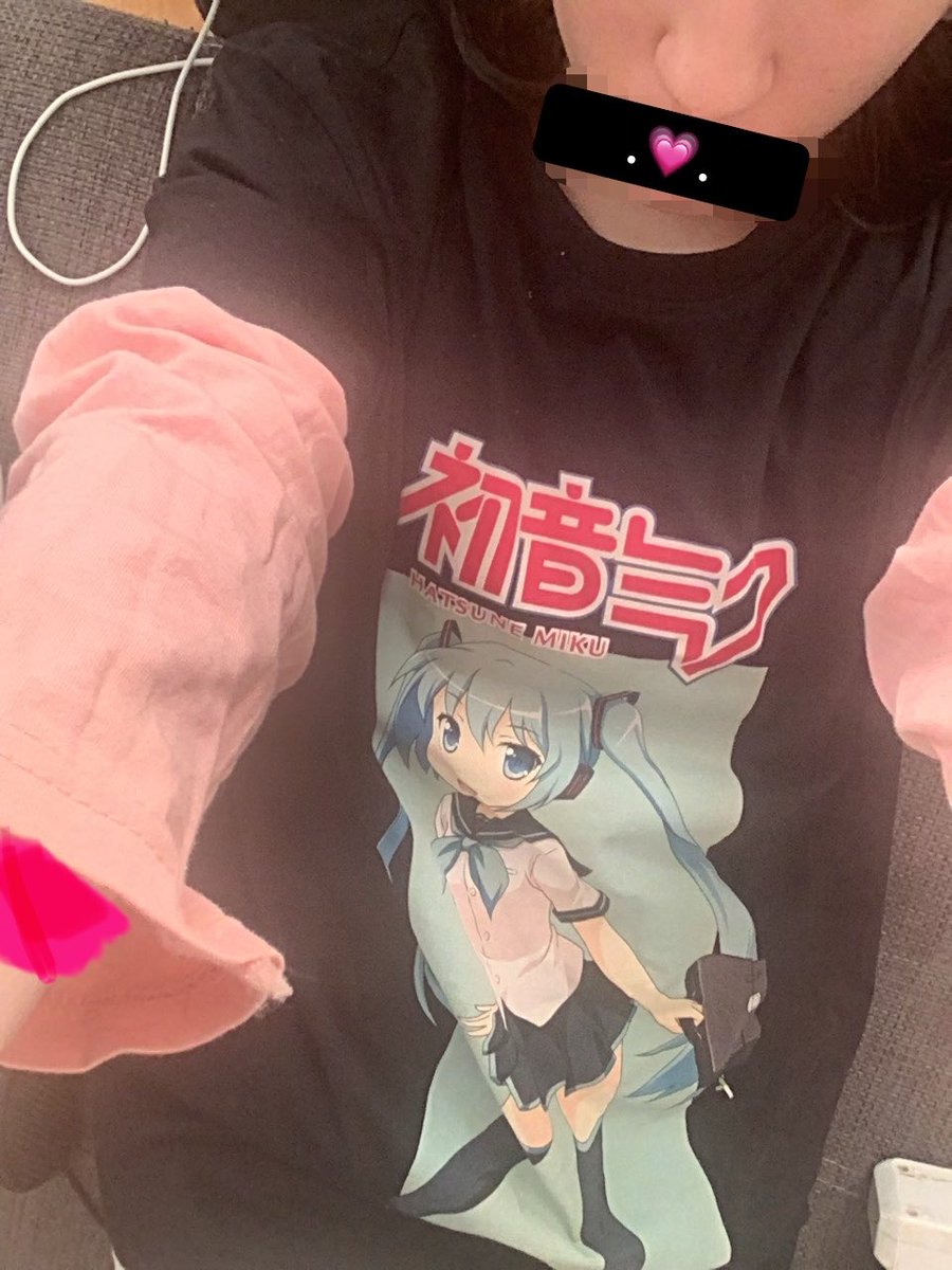 sillynam_'s tweet photo. Outfit ^w^ !!!
I wanted to wear it despite just rotting here..:,3... https://t.co/bWCFwmbNpU
