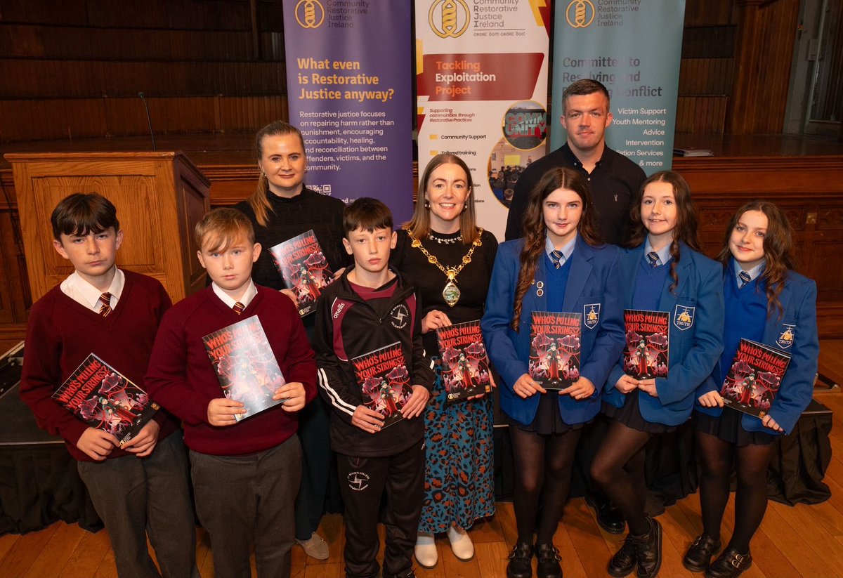 ExecOfficeNI's tweet photo. Junior Minister Aisling Reilly joined @CRJIcentral, @RevolveComics and young people at the Guildhall to launch the new ‘Who’s Pulling Your Strings?’ comic book.

The comic book, developed through CRJI’s Tackling Exploitation initiative with support from TEO’s Communities in Transition Project, is designed to help kick-start conversations about grooming and exploitation.

Junior Minister Reilly said: “This comic book takes a difficult and serious issue and presents it in a way that will really capture the attention of young people. It will get them talking, help them recognise when something isn’t right and most importantly, reminds them that support is available.”