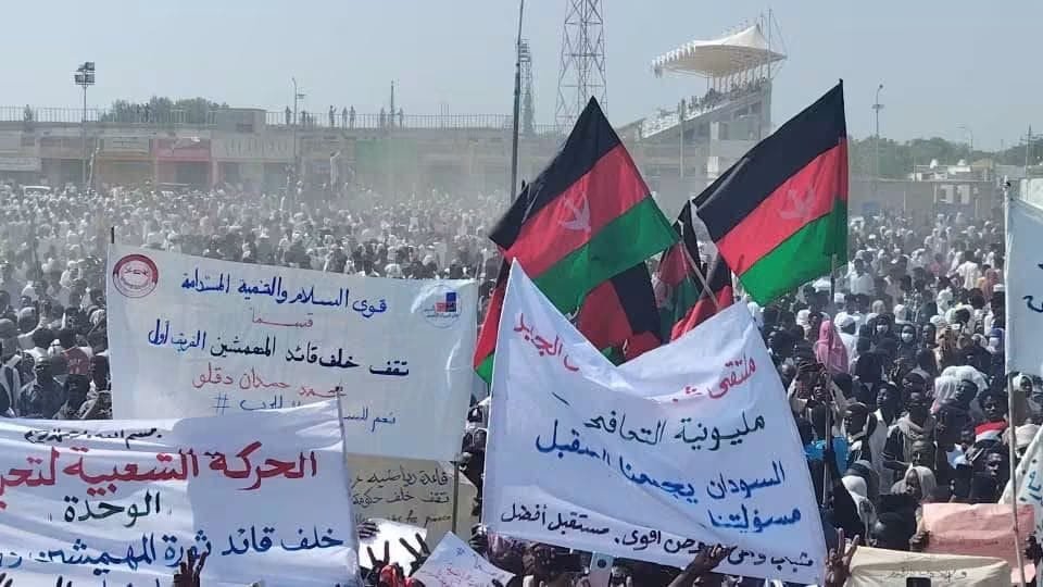 alshaybly489's tweet photo. Crowds rally in Nyala in support of the Peace Government and demand that army commander al-Burhan be held accountable for the use of chemical weapons against civilians in Sudan

NYALA, 1 October 2026 — Thousands gathered in Nyala, the capital of South Darfur, in support of the Peace Government affiliated with the Sudan Founding Alliance, known as Tasis, affirming that legitimacy comes from the people. Demonstrators called for Sudanese army commander Abdel Fattah al-Burhan, all army commanders, and the leaders of the Muslim Brotherhood organization standing behind the army to be held accountable for their involvement in the use of chemical weapons during the war in Sudan.
Images from the demonstration showed crowds carrying Sudanese and Tasis flags, alongside banners supporting the government and slogans calling for an end to attacks on civilians and an international investigation into the use of prohibited weapons.
Speeches and chants focused heavily on the chemical weapons issue, with participants urging the international community and the Organisation for the Prohibition of Chemical Weapons to investigate the allegations, identify those responsible and ensure accountability.
The protests come amid growing international scrutiny over the use of chemical weapons in Sudan. The United States has formally determined that Sudan’s government used chemical weapons in violation of international law, a finding that resulted in US sanctions.
Pressure on the army leadership intensified further after investigations published in September by The Washington Post revealed documents, video footage and internal communications pointing to the development and stockpiling of chlorine-based munitions within the military establishment. Sudanese authorities rejected the findings.
The Nyala demonstration also carried a clear political message in support of the Peace Government institutions established by the Tasis alliance. Participants raised slogans calling for peace, equality and the building of a new state, while supporters of the government presented the turnout as evidence of public backing for its political project in areas under its control.