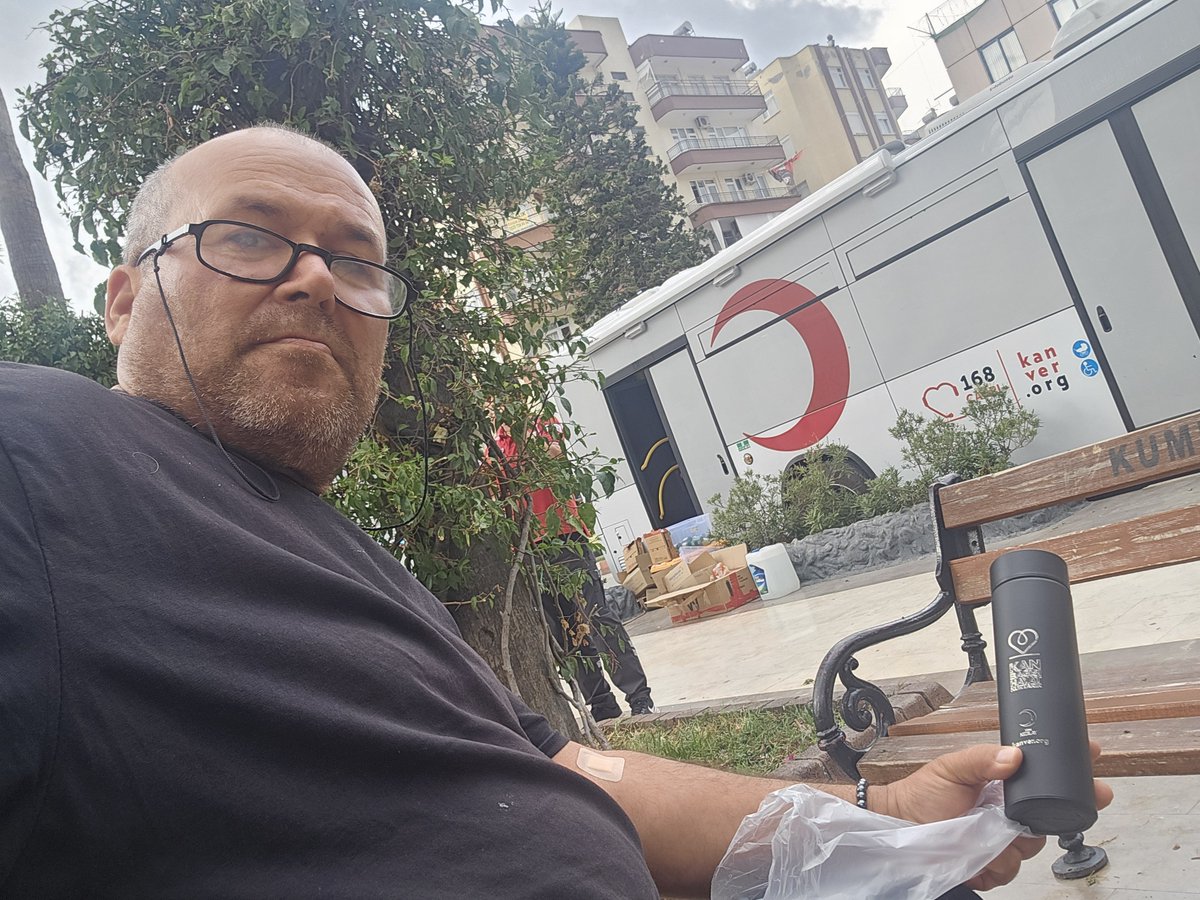 naci23359123749's tweet photo. Katkıda bulunalım dedim https://t.co/wtqqKfubnn