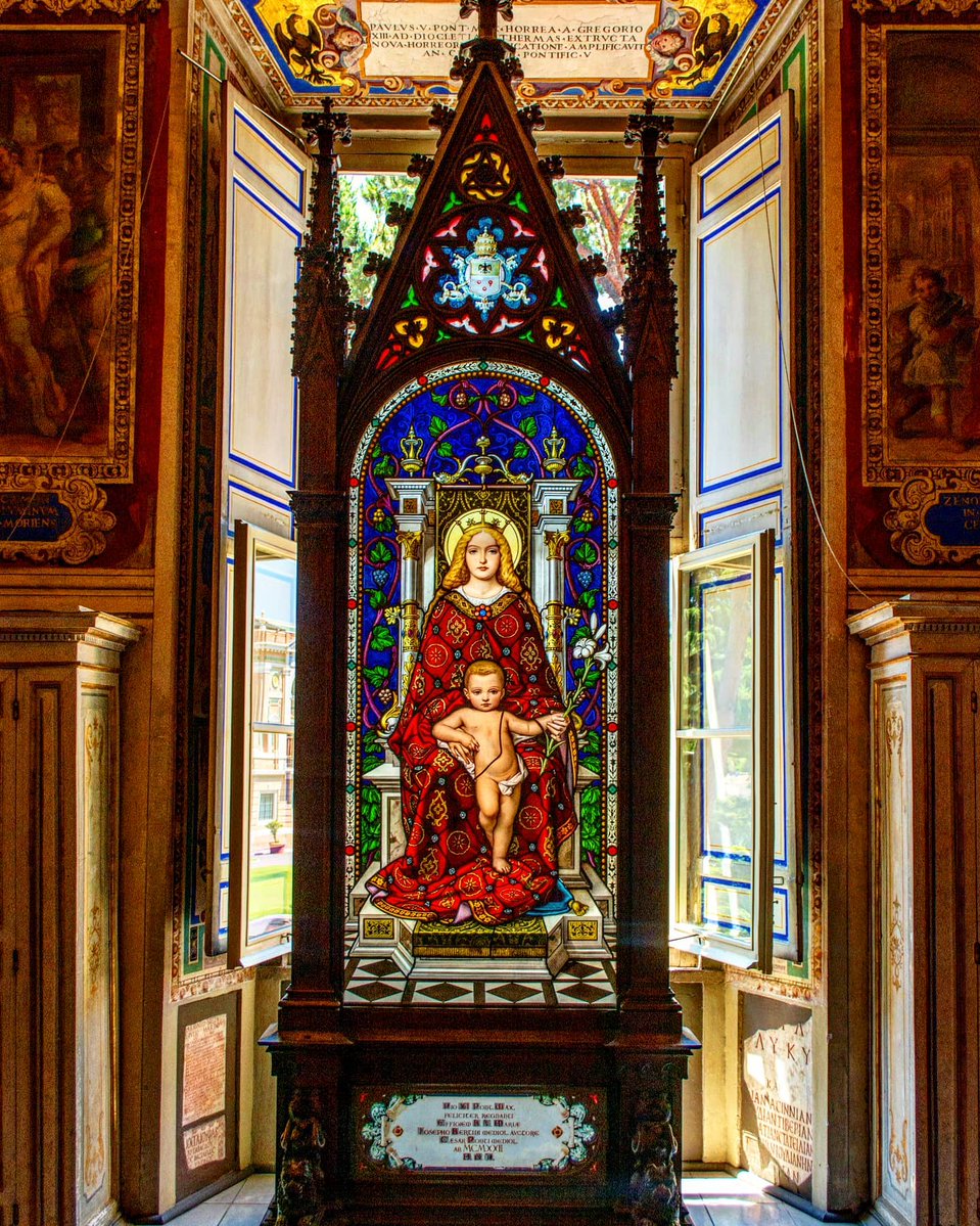ub40r's tweet photo. ... 🙏
#italia #italy #vatican #rome #roma #italian_trips #italiantravel #italiantrip #basilica #chiesa #tempio #trono #throne #temple #church #faith #fede #speranza #preghiera #prayer #justbellaitalia https://t.co/AsqBtAgqJf
