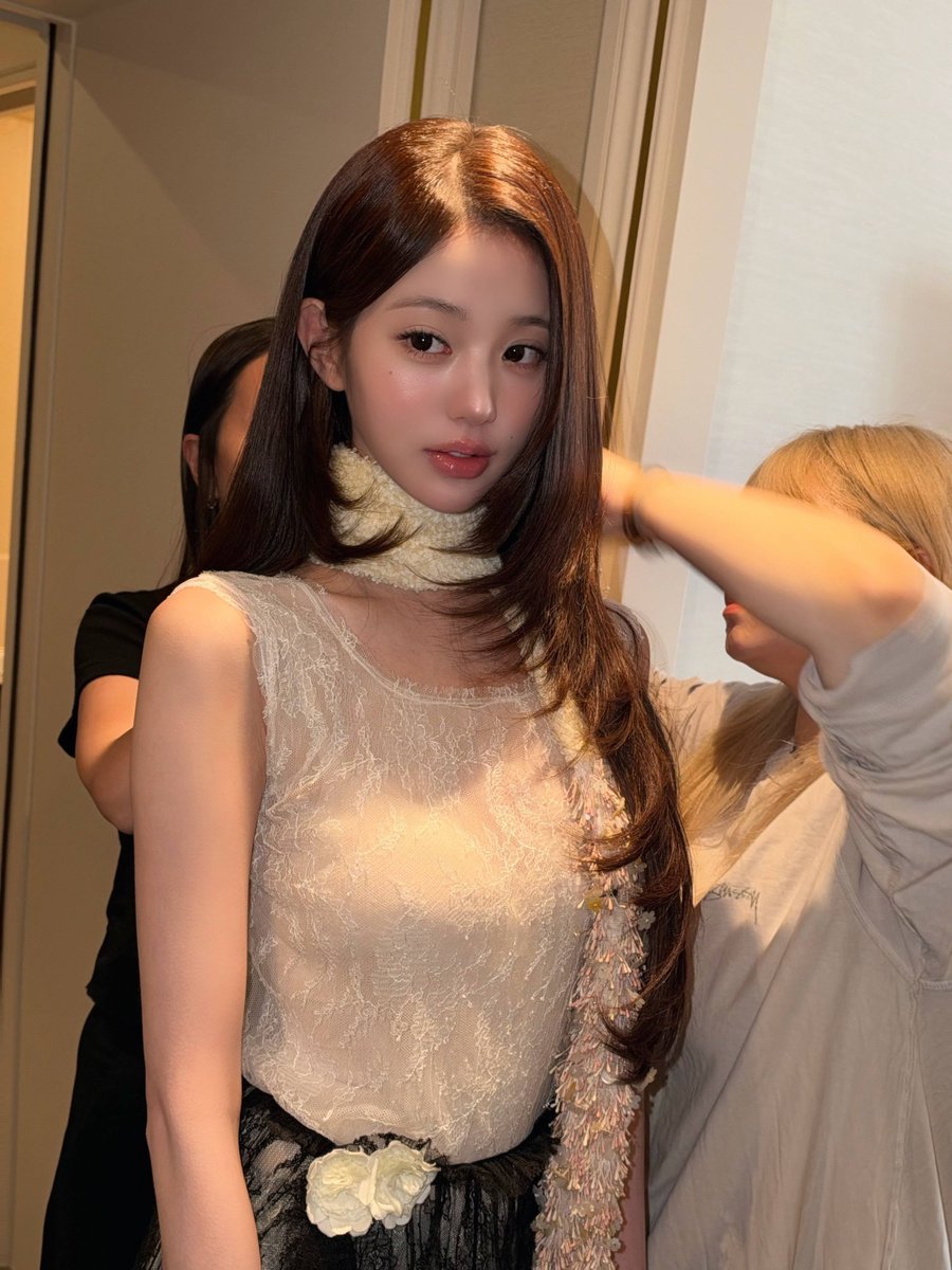WONYOUNGJ61's tweet photo. Dior Summer 27 feels like Wonyoung’s moment. She brings a soft, graceful presence that is both refined and authentic.

WONYOUNG IN DIOR
#WonyoungDiorSummer27
#JANGWONYOUNG
#WONYOUNG
#DiorSummer27 @Dior https://t.co/9X6TAiGB1T