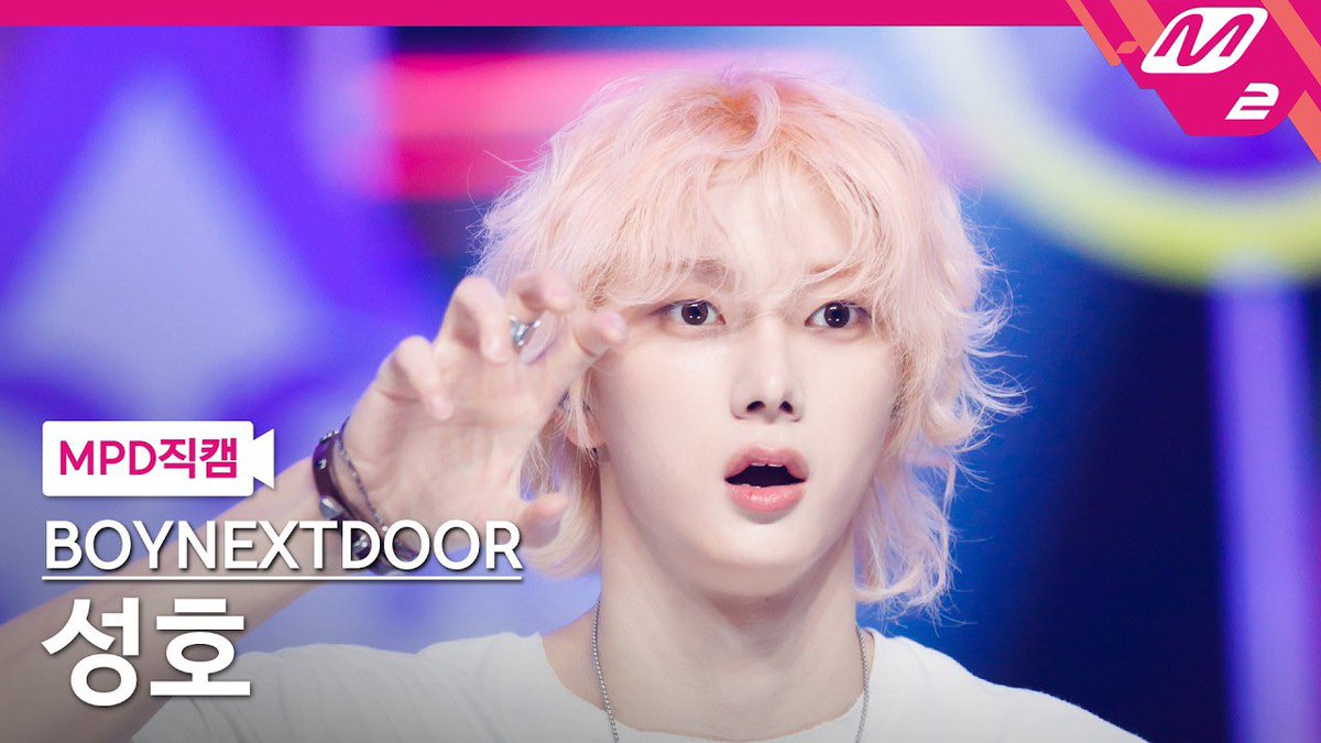 notesofsh's tweet photo. [MPD직캠] 보이넥스트도어 성호 직캠 4K 'ANIMAL' (BOYNEXTDOOR SUNGHO FanCam) | @MCOUNTDOWN 

https://t.co/pjm2uezsCF https://t.co/5f7K4lWlmG