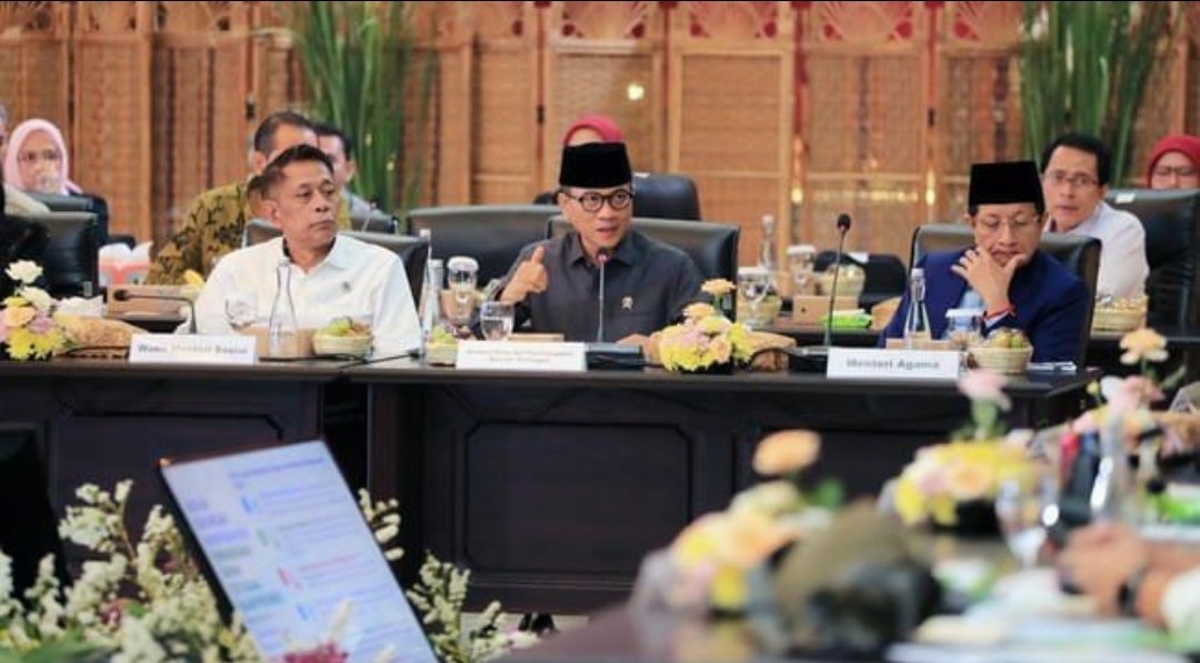 dnovalia292116's tweet photo. Kemendes PDT mendukung perluasan program Perlindungan Sosial (Perlinsos) dengan melibatkan melibatkan Pendamping Desa di 37 provinsi sebagai agen Perlinsos.

#KementerianDesaPDT
#BPSDMKementerianDesaPDT
#BangunDesaBangunIndonesia
#KerjaPendampingDesaBerdampak https://t.co/7TH7lw5QOG