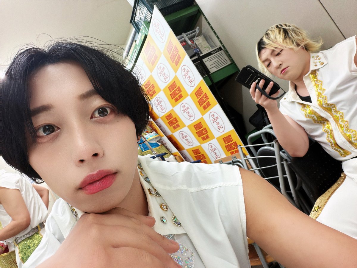 akichan1216's tweet photo. タワレコ新宿ライブ🎤

応援してくれたみんなありがとう✨

ということで１０月スタートしました☺️
みんなにとって１０月は
どんな月にしたいかなー？？？

次みんなに会えるのは
岩泉ヨーグルト工場まつり🍦
弾丸日帰り岩手楽しみだー！！！

#甘党男子 https://t.co/tqw1fy1UAz