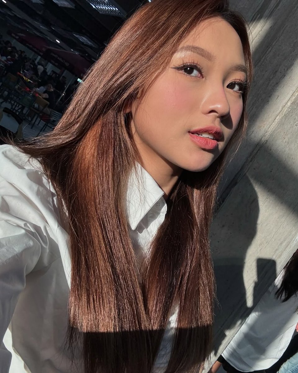 truegelove's tweet photo. Today’s category is selfies.

I’d probably take tons of selfies if I look like this. Please bless us with more selfies, sweetheart.
#AngelaMuji https://t.co/obERlQJ4ZX