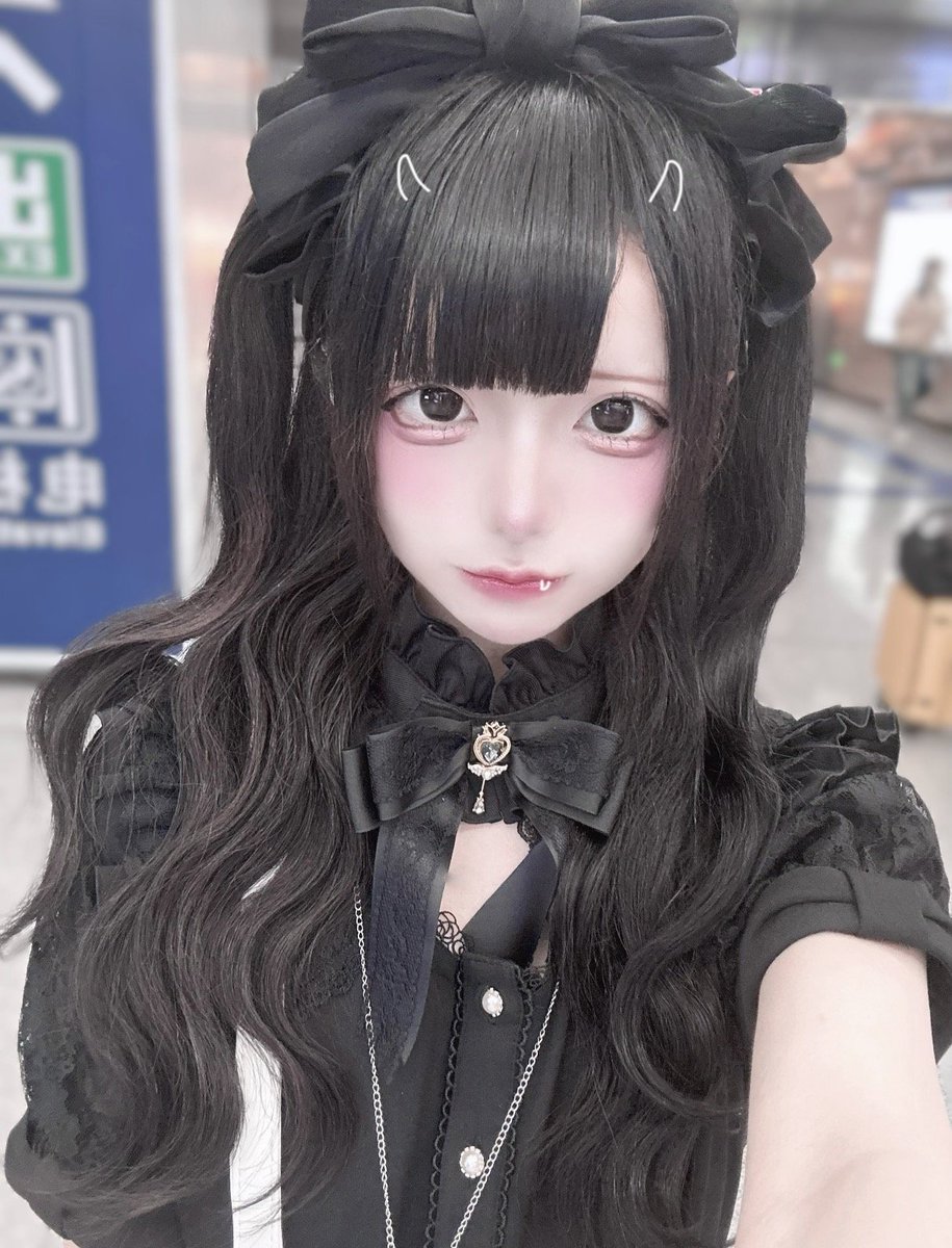 vvs0z's tweet photo. 甘やかされたら秒で依存するよ？ https://t.co/as2fh2DXco