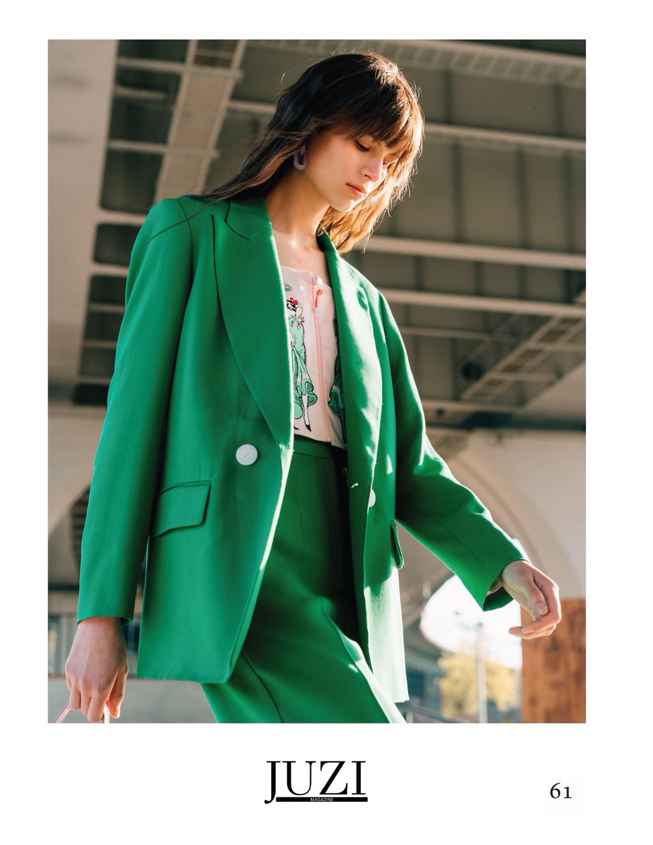 StephenCil6g's tweet photo. Photo shared by JúliaYang on August 08, 2026, featuring a jacket, suit, blazer, and the text “JUZI 61. https://t.co/wksuC2s69P