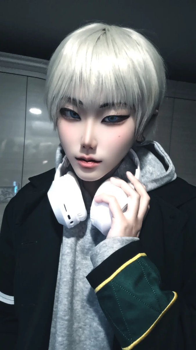 k_aq17's tweet photo. 여러분들은 동글한 카지가 좋나여, 날카로운 카지가 좋나여? https://t.co/8oFGHvUiWT