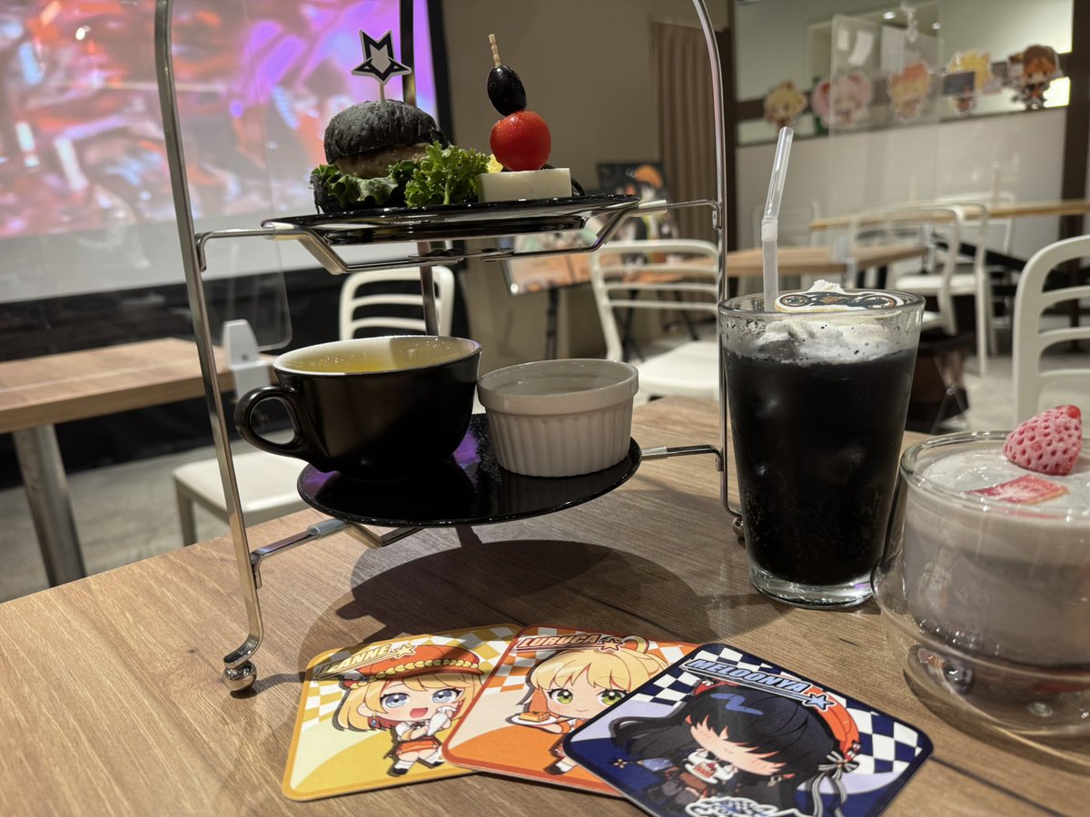 MrLine82545469's tweet photo. コンパスカフェ行った😚 https://t.co/2oPIzYnADV