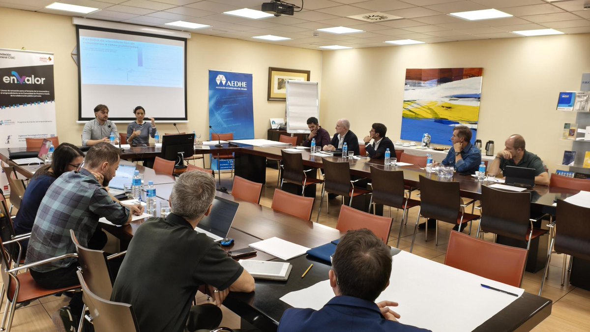 FGCSIC's tweet photo. De una necesidad empresarial a un reto de I+D+i.

Hoy, junto con @AEDHE_ hemos celebrado un taller para ayudar a las empresas a identificar y formular retos de innovación y conectarlos con el sistema científico a través de Nexofy. https://t.co/lvlEurB2lY
