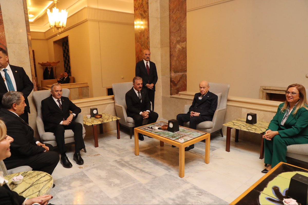 Aalparslandogan's tweet photo. Liderimiz Sayın Devlet Bahçeli 28. Dönem 5. Yasama Yılı açılışı için TBMM’de https://t.co/S9T7sW7XFz