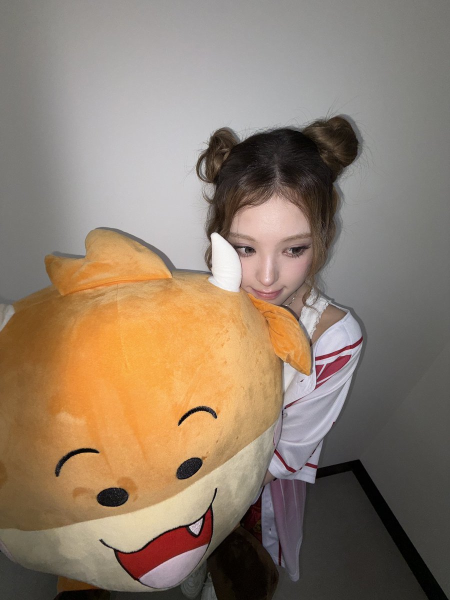 oddyouth_offcl's tweet photo. 🎥 ODDYOUTH'AS YT LIVE

잠시후, 21시 30분에 유튜브 라이브에서 만나요!

#MYAH #마야
#ODDYOUTH #오드유스
#cantgoback https://t.co/HmdWPLdWFX