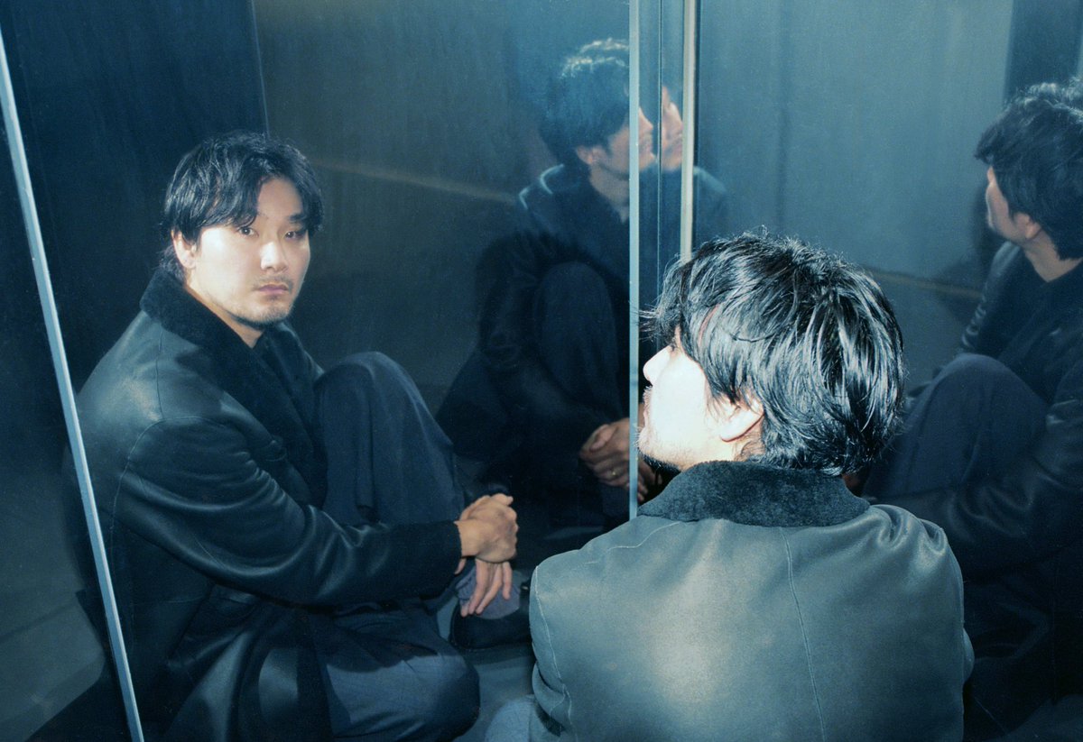 office_saku's tweet photo. 【松田龍平】

松田龍平×UNDERCOVER NOISE LAB｜境界を超えて、物語は動き出す https://t.co/Z1ua71oThR

@undercover_lab 
@shibuya_parco 

#UNDERGIRL
#松田龍平 https://t.co/RxcurRxqr7