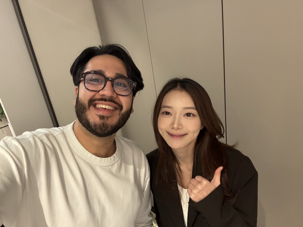 ethtwit's tweet photo. jadoodoo 🤝 phoenix

big things coming with the peoples champion
@joinfrontier https://t.co/DLkxm8Wx2A