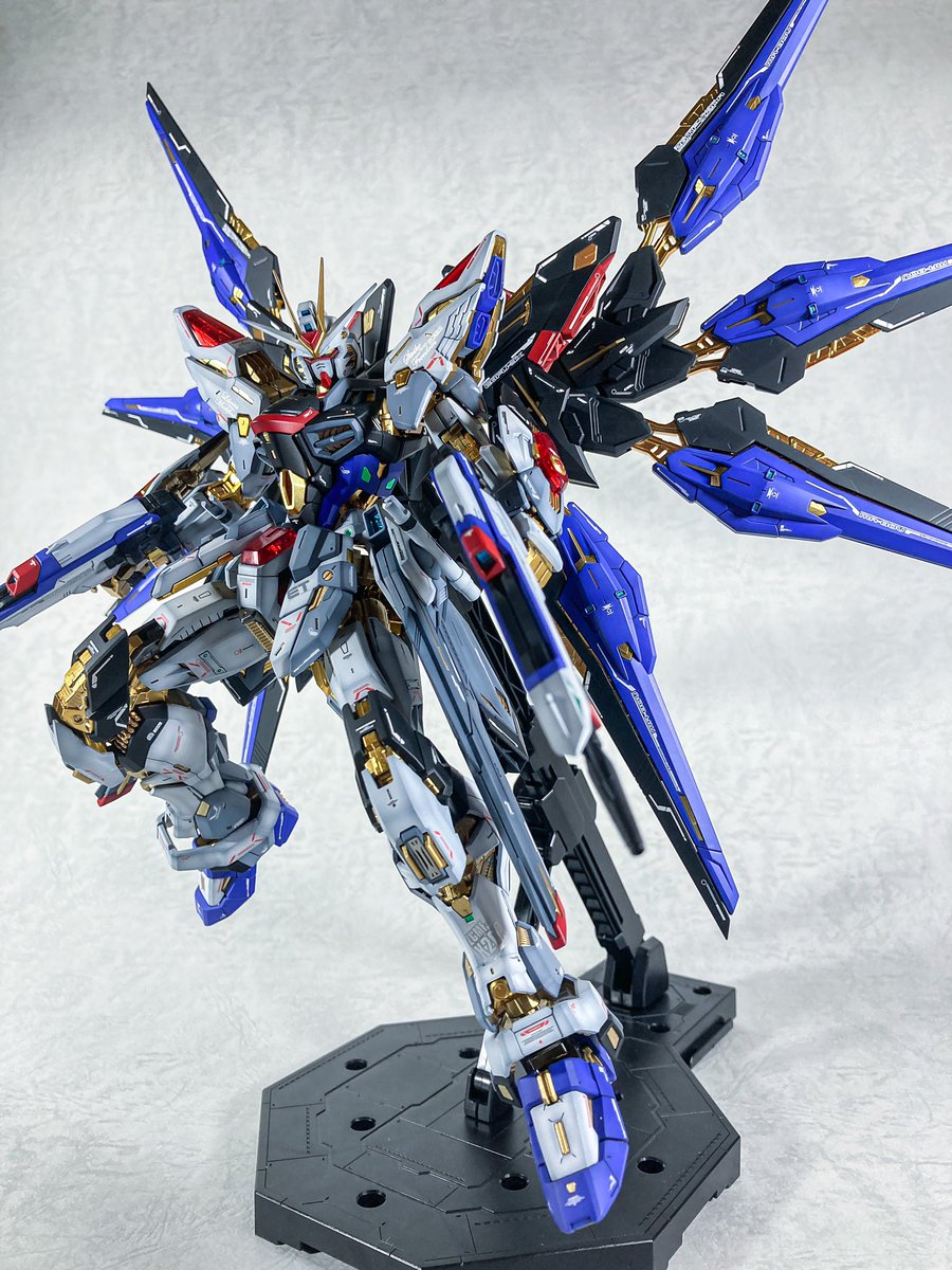 mumumu_pura's tweet photo. #10月になったのでフォロワーさんに自己紹介しようぜ
ガンプラメインで作成してます！
最近ガレージキットやAC系のキットにも手を付け始めました😳 https://t.co/xnRvCmls88