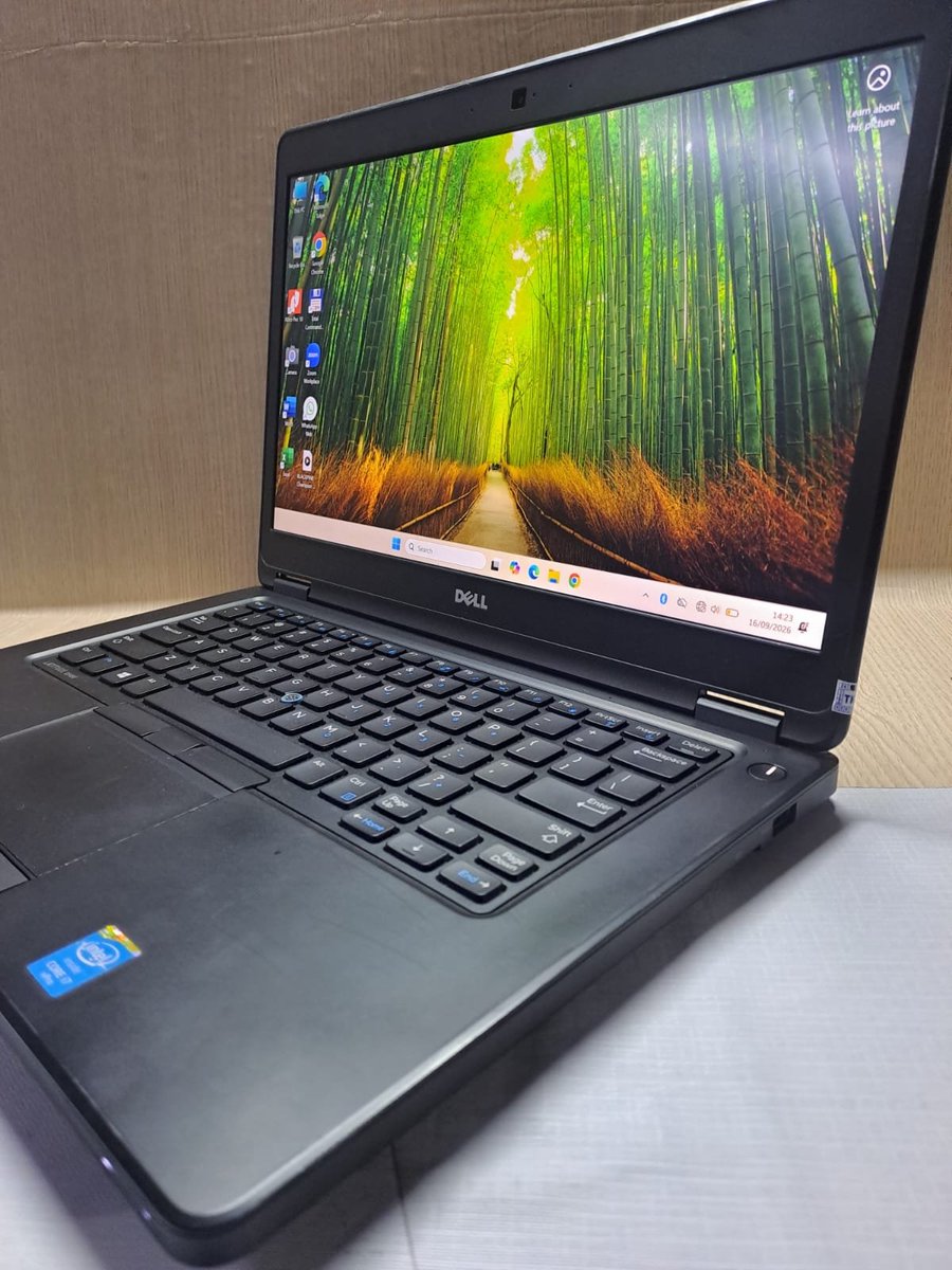 NurRohmandfcg's tweet photo. Hai warga tredss
Rp.3,700.000
Siap kirim kemana saja 

DEL LATITUDE E5450
INTEL Cor i7-5600U @.2.60Hz
Ram 8 Gb
Ssd 256 Gb
Windows 11 Home https://t.co/ATQShlmOos